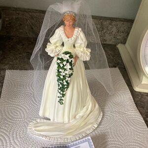 "Princess of Our Hearts" The Hamilton Collection. No. A 2518 w/ certificate.